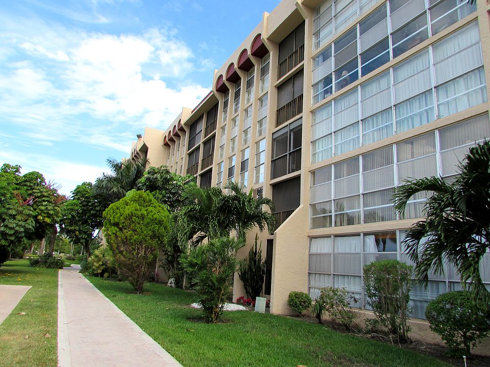 1st image of 2101 Atlantic Shores Blvd APT 506