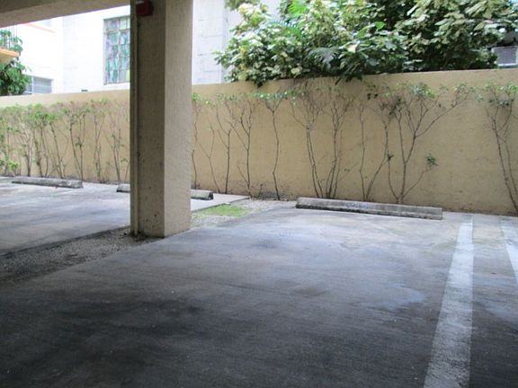 2nd image of 218 NW 8th Ave #218