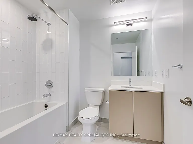 2485 Eglinton Ave W #1018 — Photo 26