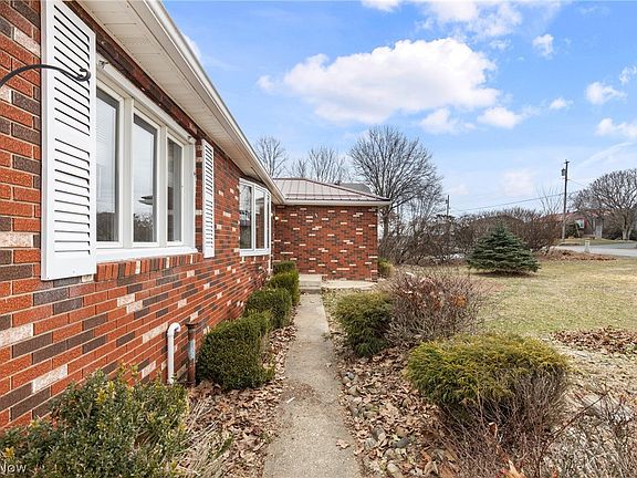 4th image of 70828 Crescent Rd