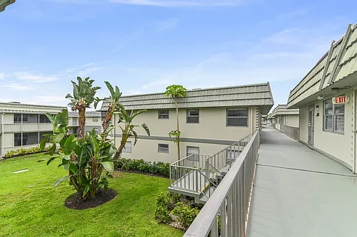 520 Monaco Park #K Photo 1