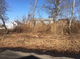 3 Manahassett Park Dr, Long Branch, NJ 07740