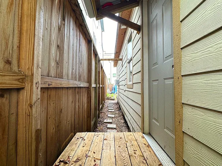1717 Johnson St #C — Photo 6