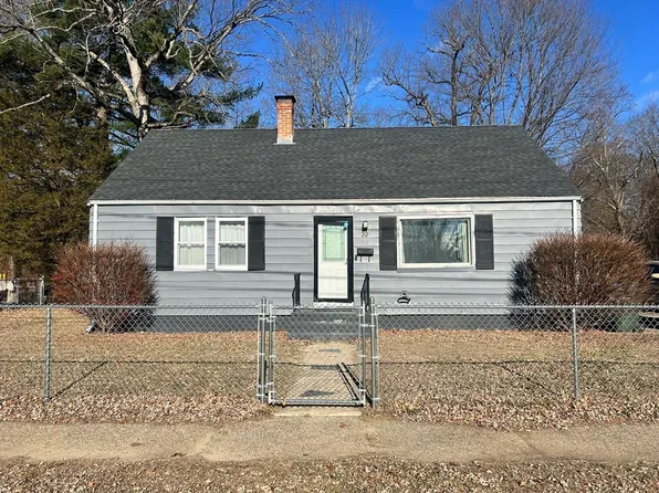 70 Amore Rd, Springfield, MA 01109