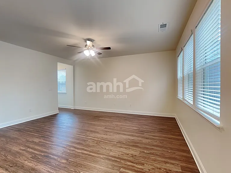 509 Slew Dr — Photo 7