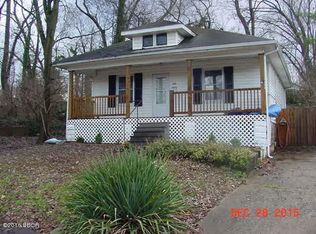 603 N 8th St, Murphysboro, IL 62966