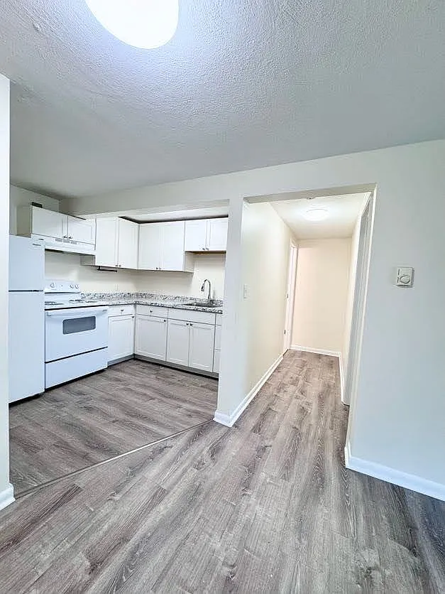 1 bed, $1,700 — Photo 1
