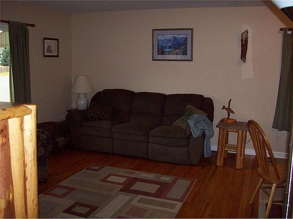 3rd image of 1545 Clark Ave