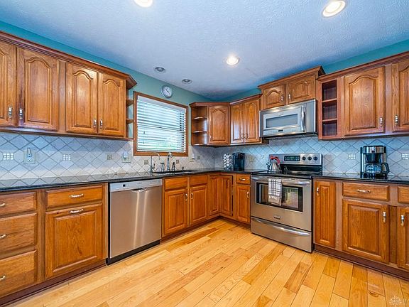 5th image of 6611 Stillmead Dr