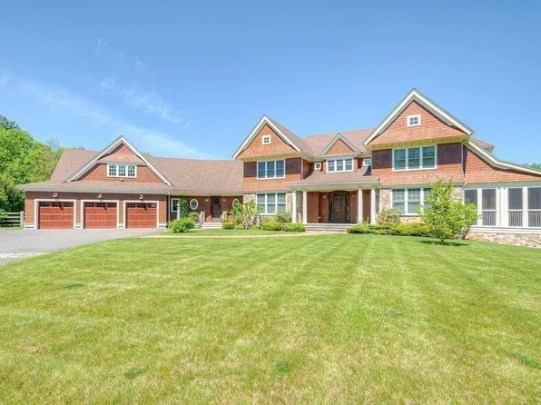 28 Paddock Way, Sudbury, MA 01776