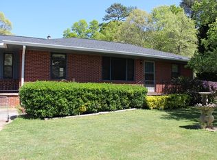 1326 Jennie Ln, Lilburn, GA 30047