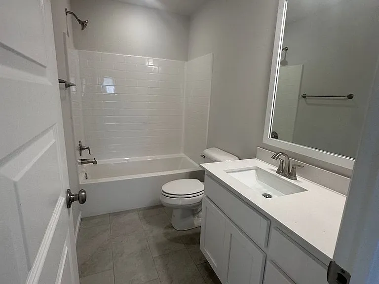 4021 Caraway Ln — Photo 7