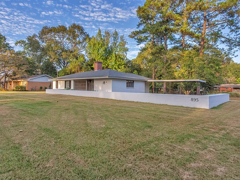 895 Greg Dr — Photo 35