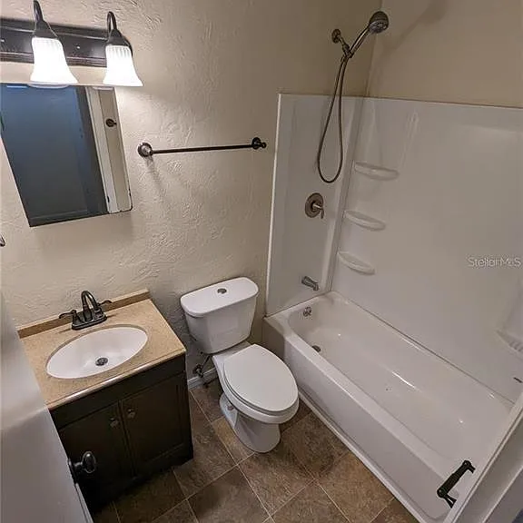 4317 SW 69th Ter — Photo 17