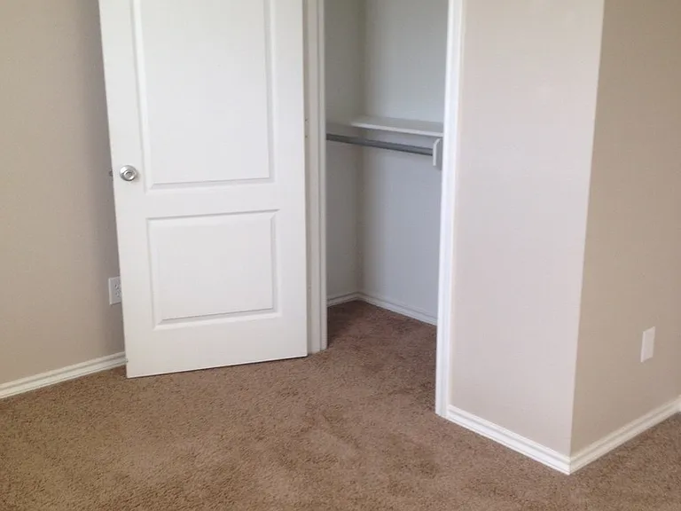 Coming Soon: 2 Bedroom Duplex for Rent in Lindale! — Photo 14