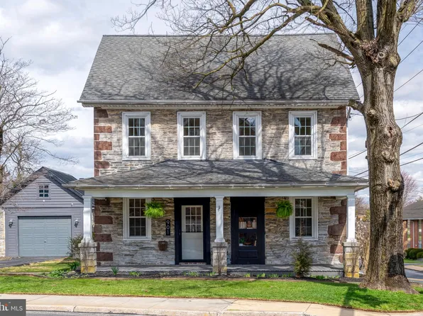 901 W Main St, Ephrata, PA 17522
