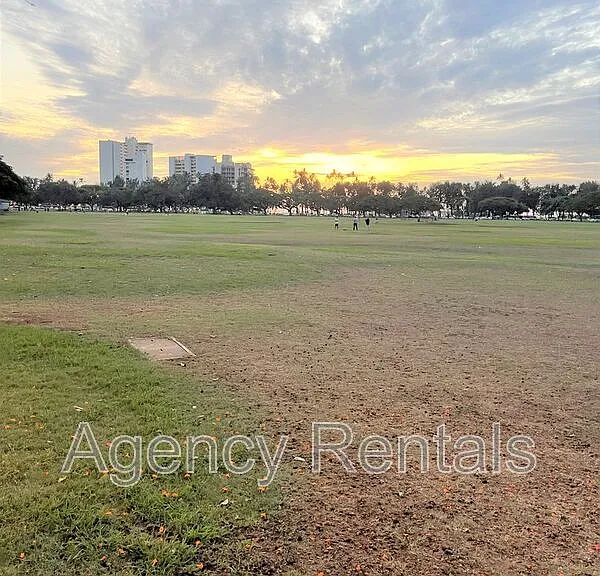 3036 Monsarrat Ave #C — Photo 16