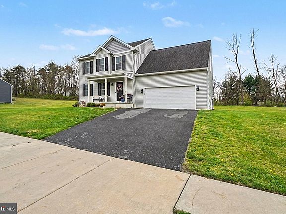 3rd image of 4535 Elwill Dr