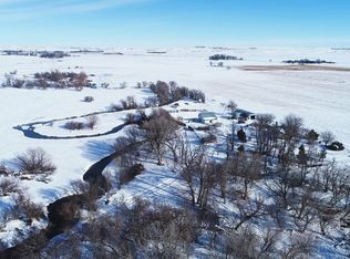 5052 Road 197, Lewellen, NE 69147