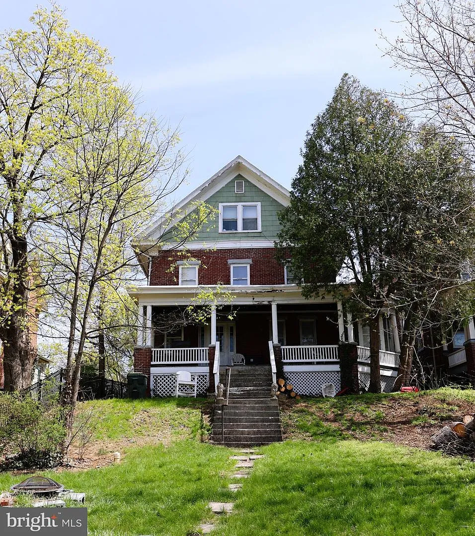 428 Virginia Ave photo 1