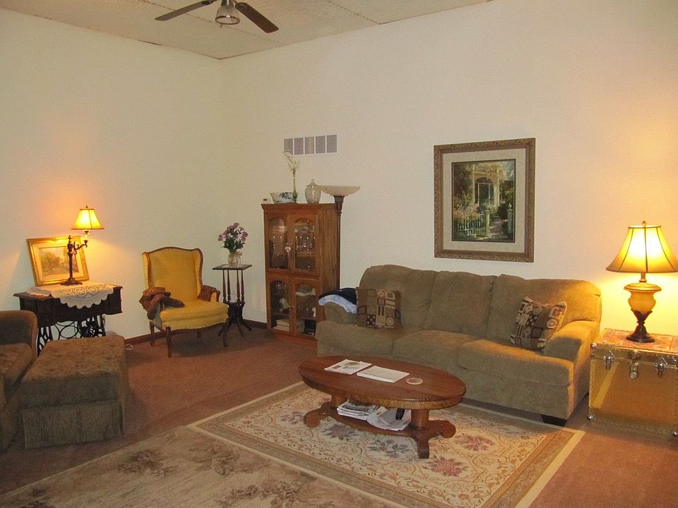 2 S Nickerson St, Nickerson, KS 67561 Zillow