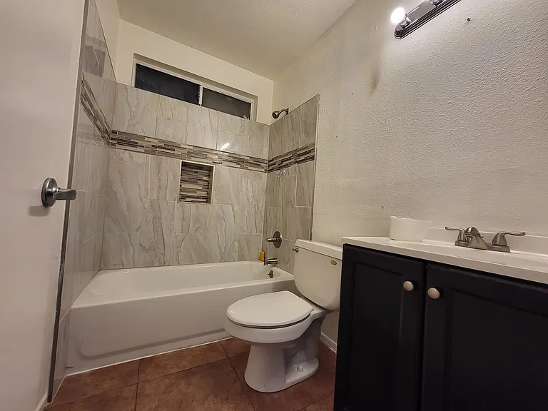 4821 W Bluefield Ave — Photo 8