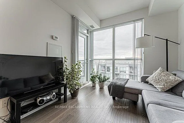 5230 Dundas St #A501 — Photo 9