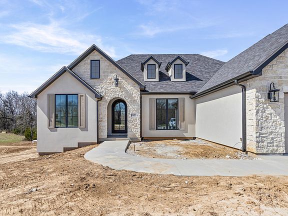 3rd image of 8533 S Lagos Dr
