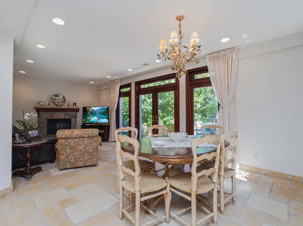 2233 East 72nd Street image 13 of 38