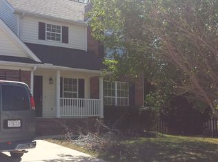 4 Leighton Ct, Simpsonville, SC 29680