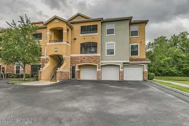 1 bed, 643 sqft, $1,295 — Photo 2