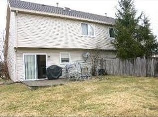 1833 Whitney Dr, Hanover Park, IL 60133