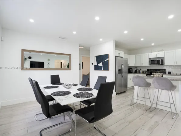 7400 SW 37th St, Miami, FL 33155