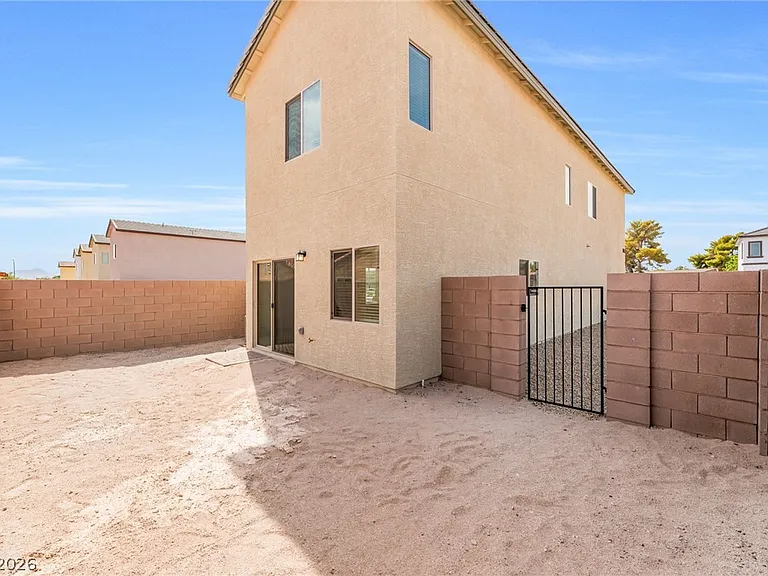 2204 Abraham Ave — Photo 32
