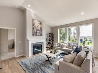 9184 62nd St S, Cottage Grove, MN 55016