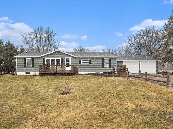 512 Saint Joseph St, Union City, MI 49094