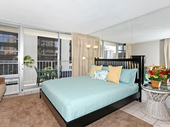 364 Seaside Ave APT 701, Honolulu, HI 96815