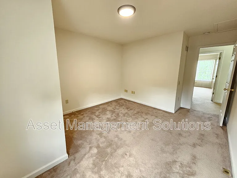119 Carlton Point Dr — Photo 18