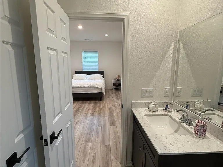 30360 Laviste Ct #30360 — Photo 28
