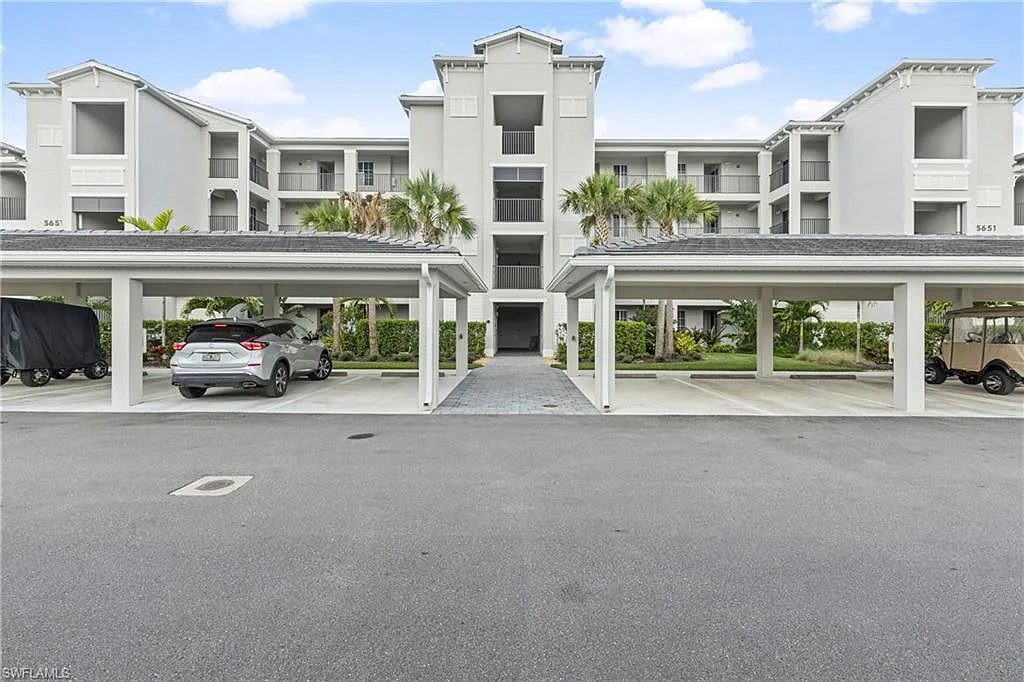 2 bed, 2.0 bath, 1120 sqft, $1,950 — Photo 1