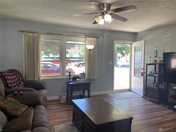 4th image of 1120 Camp St