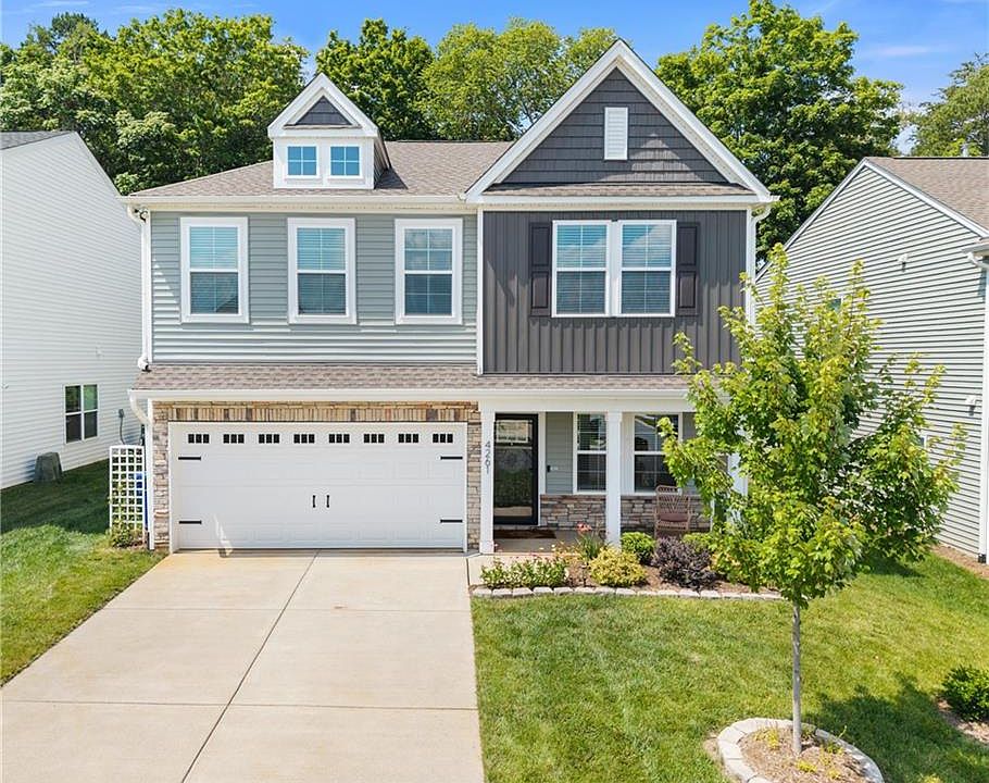 1st image of 4261 Honeysuckle Vine Dr