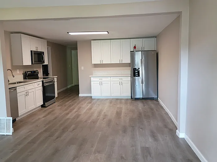 117 Ruberia Ave — Photo 3