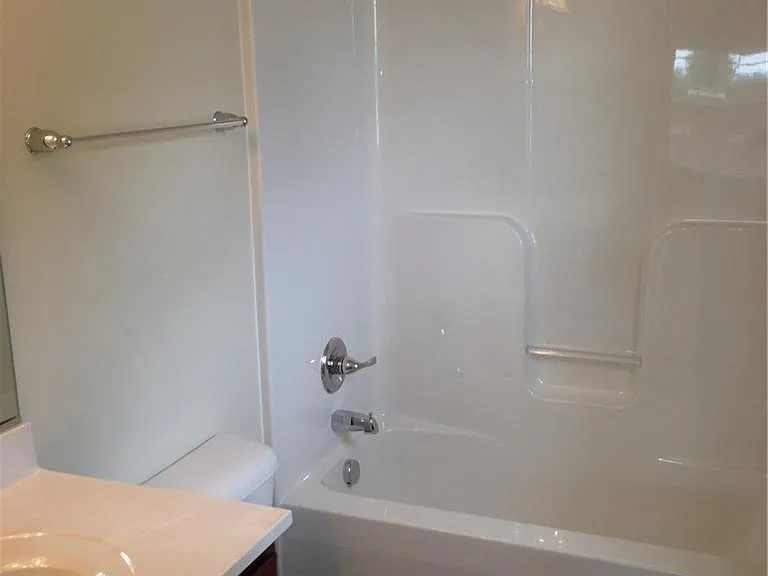 4816 Bethlehem Rd — Photo 10