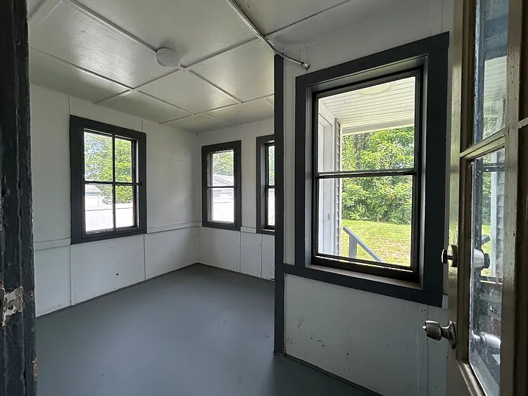 54 Lawnwood Ave #1 — Photo 15