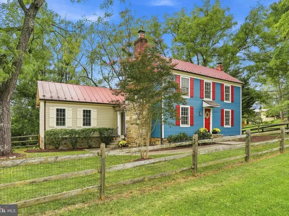 34141 Snickersville Tpke, Bluemont, VA 20135