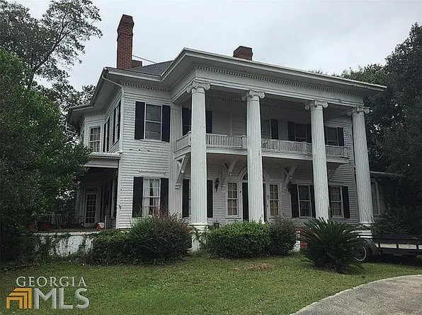 725 College St, Eastman, GA 31023