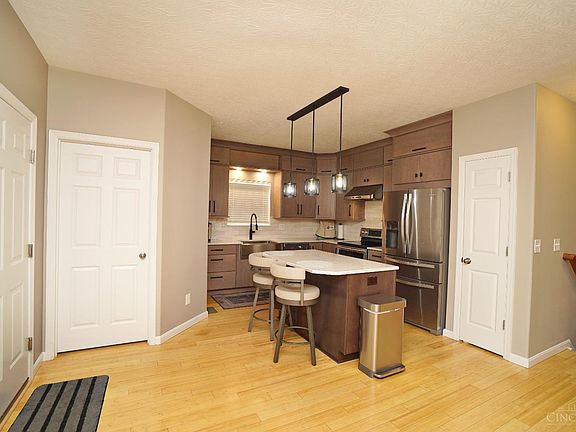 4th image of 5615 Water Mills Dr