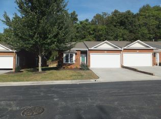 32 Stoneridge Ln, Daleville, VA 24083