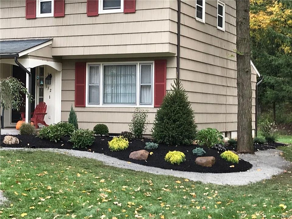 2nd image of 152 Winding Way